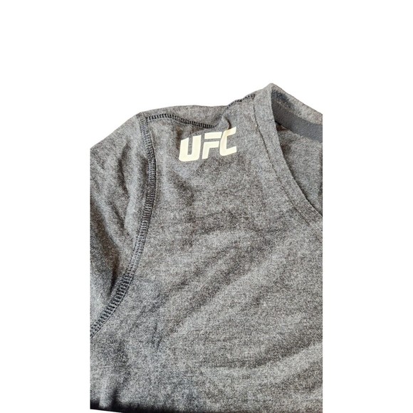 Reebok Women's Gray UFC Training V-Neck Short Sleeves T-Shirt Size L‎ - Picture 7 of 9